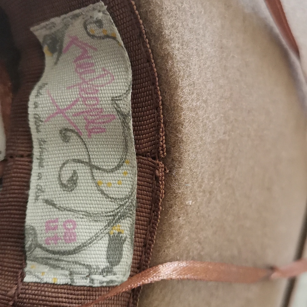 Free People  hat - Picture 7 of 7